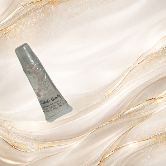 Candy Cloud™ 10 ml squeeze tube floating against light abstract background